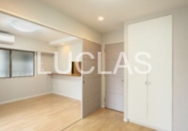 エスティメゾン中野 リビング