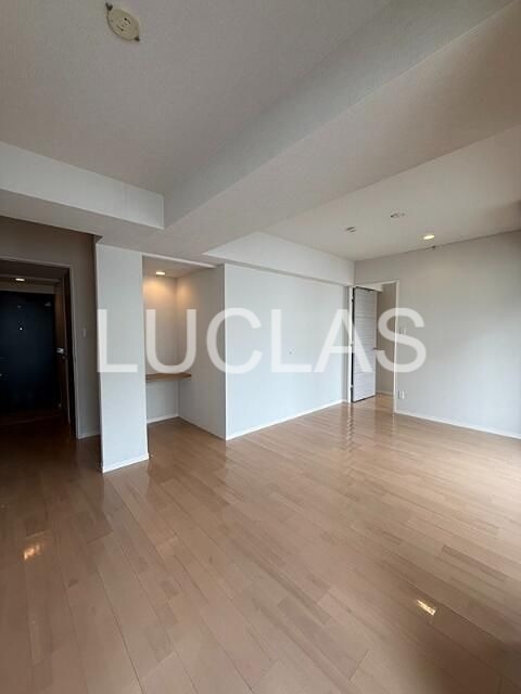 エスティメゾン新中野 リビング