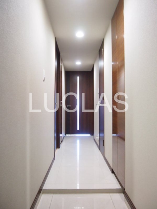 エルデンシア南大泉 玄関