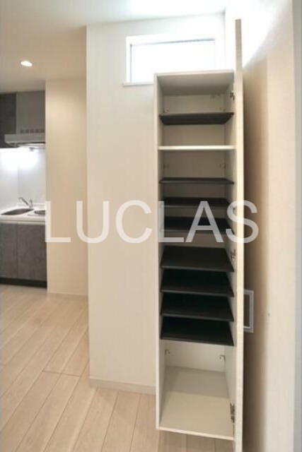 パーククロス西新宿 玄関