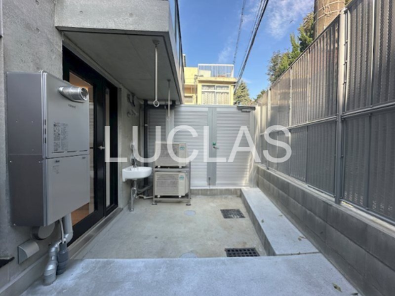 ZOOM西早稲田 ベランダ