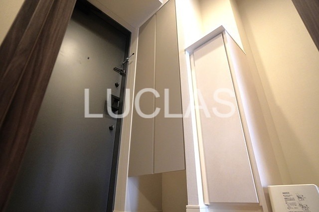 ルフォンプログレ中野坂上 玄関