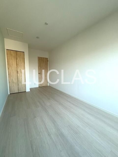 ＭＯＫ－ＴＥＲＲＡＣＥ　ＮＥＲＩＭＡ　Ｖｉｌｌａ ベッドルーム