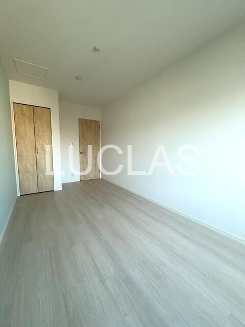 ＭＯＫ－ＴＥＲＲＡＣＥ　ＮＥＲＩＭＡ　Ｖｉｌｌａ ベッドルーム