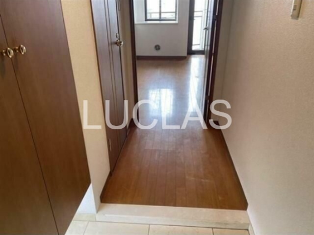 アクティヴュー新宿 玄関