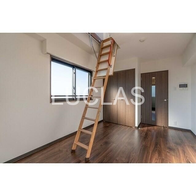 シェル中野弥生町 リビング