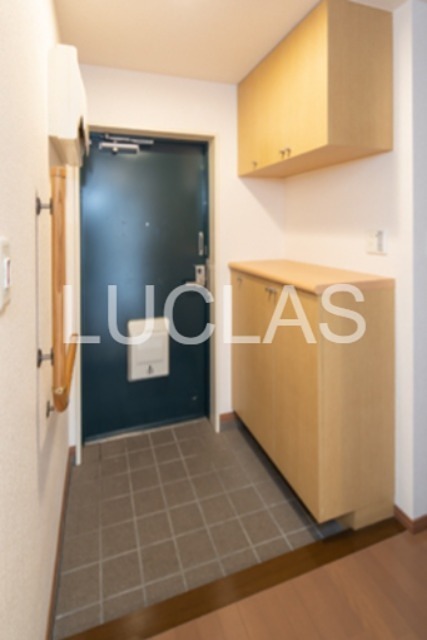 コンフォール上祖師谷 玄関