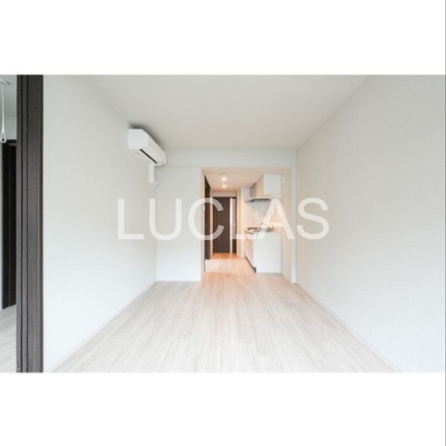 ウェルスクエア駒場東大前 リビング