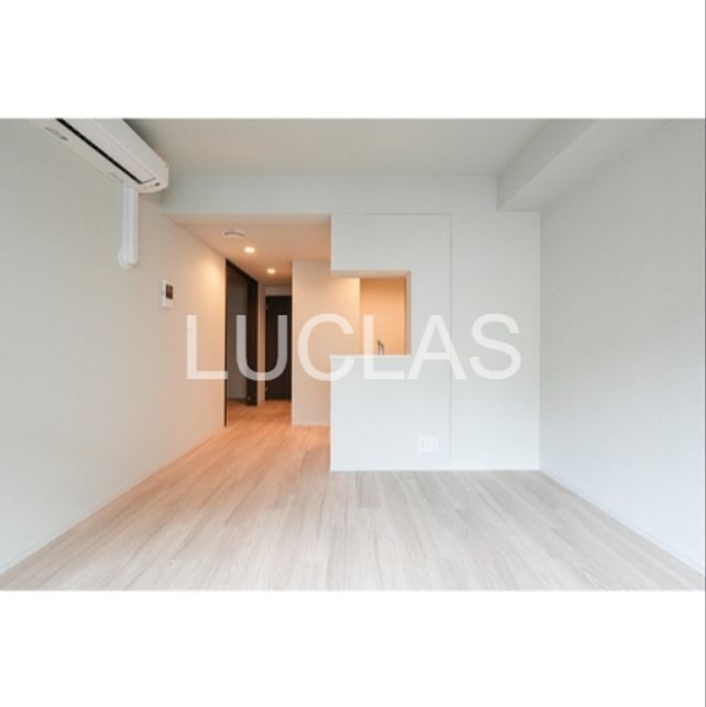 ウェルスクエア駒場東大前 リビング