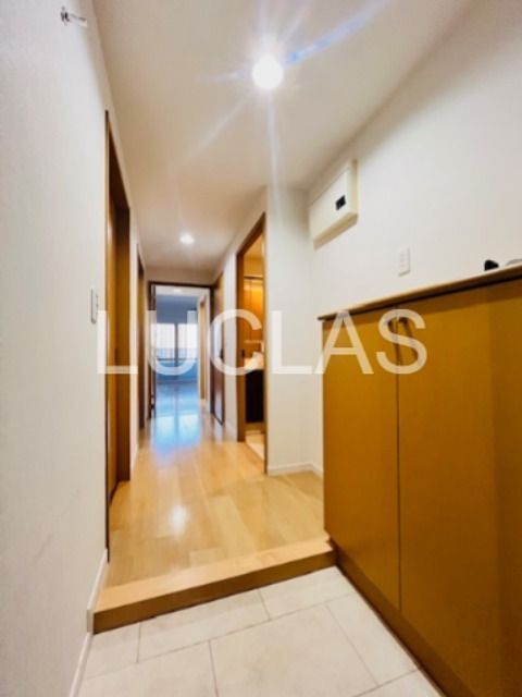 河田町ガーデン１号棟 玄関