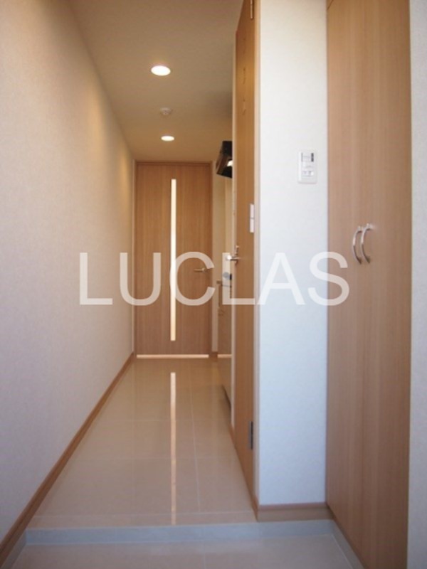 ルーブル高田馬場参番館 玄関