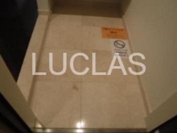 フェニックス西参道タワー 玄関