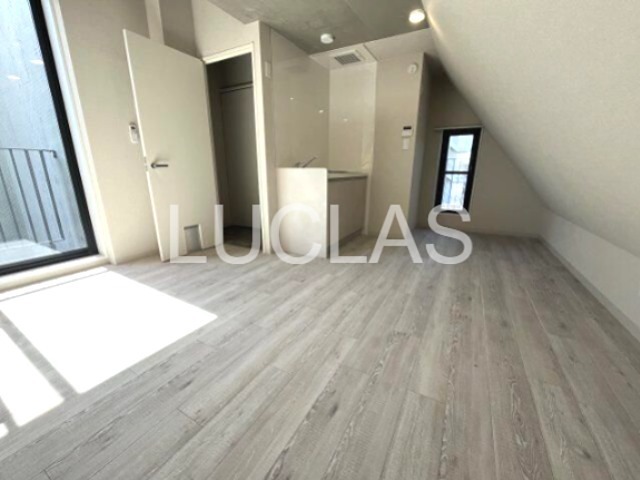 ＲＩＴＳ　ＳＥＫＩＭＡＣＨＩ リビング