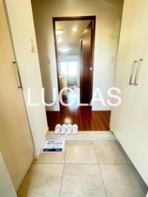 ＨＦ西新宿レジデンスＷＥＳＴ 玄関