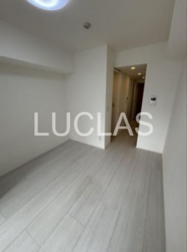 Ｂ　ＣＩＴＹ　ＡＰＡＲＴＭＥＮＴ　ＮＡＫＡＮＯ　ＥＡＳＴ リビング