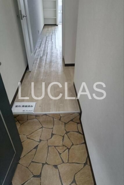 サンファスト東中野 玄関