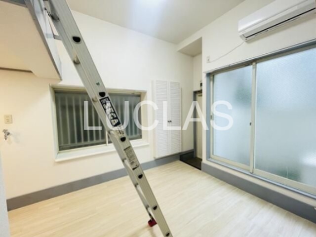 エスポワール北新宿第３ リビング