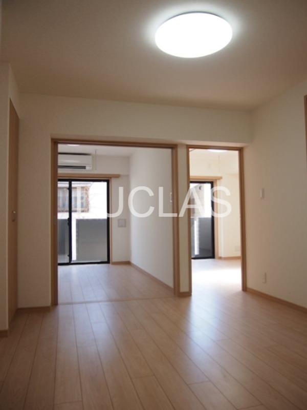 ルーブル新宿西落合八番館 リビング