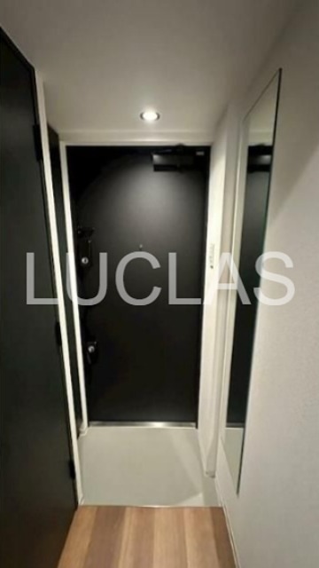 ＺＯＯＭ新宿御苑前 玄関