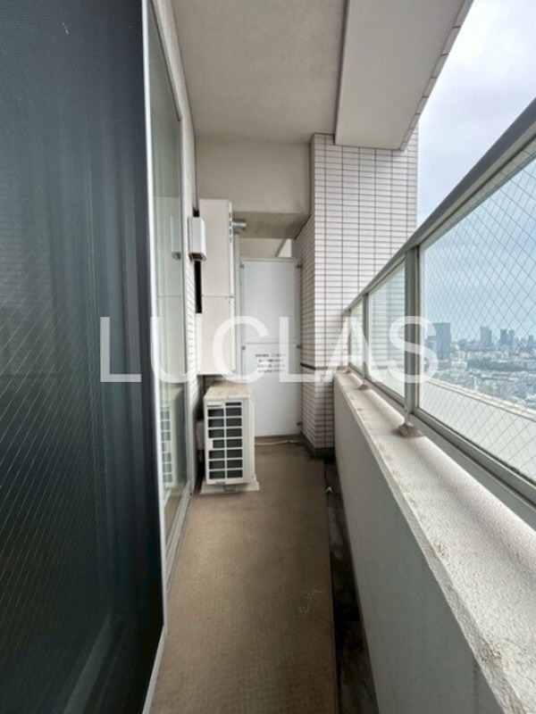 ファーストリアルタワー新宿  ベランダ