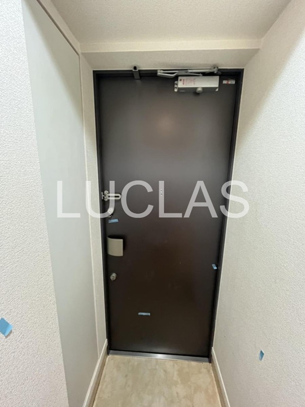 ＫＤＸレジデンス東新宿 玄関