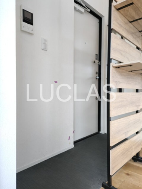 ｔｒｉａｓ１５２ 玄関