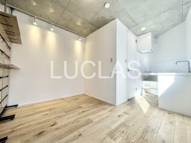 ｔｒｉａｓ１５２ リビング