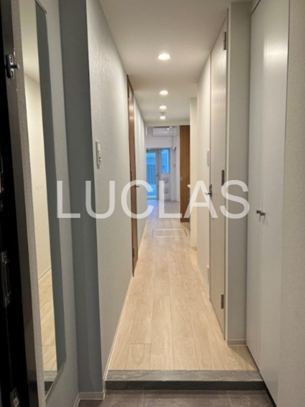 ZOOM高田馬場　WEST 玄関