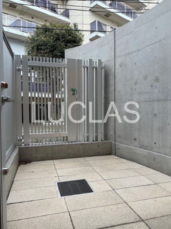 ZOOM高田馬場　WEST ベランダ