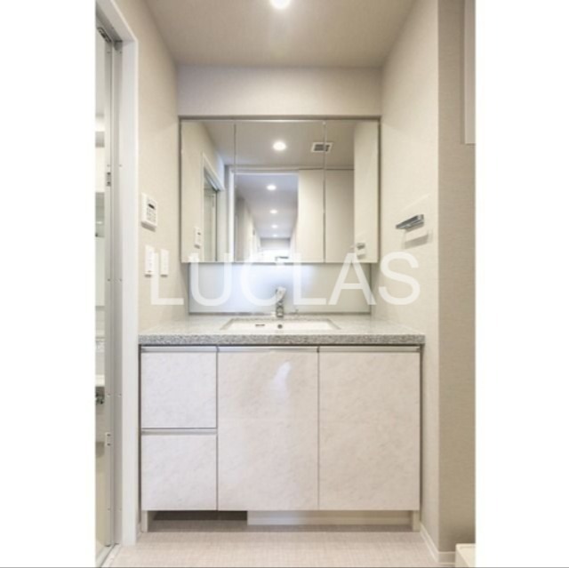 ＬＩＢＲ ＧＲＡＮＴ 西新宿 WEST その他1