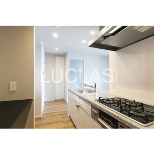 ＬＩＢＲ ＧＲＡＮＴ 西新宿 WEST キッチン