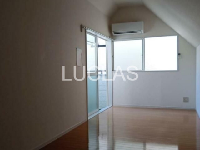 レオパレス幡ヶ谷第２ リビング