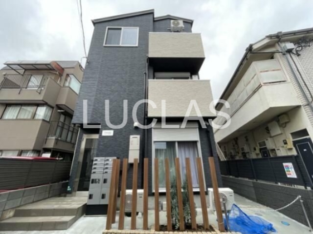 Ｃｈａｒｍａｉｎｅ東中野 201号室 外観