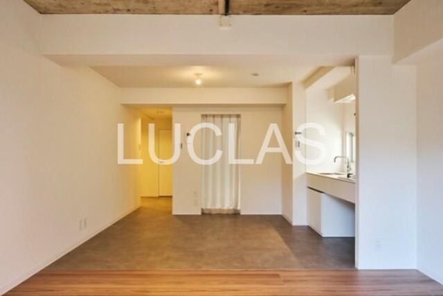 タイズ住吉 リビング