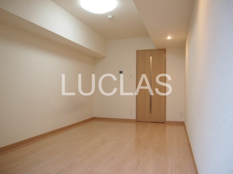 ルーブル明大前 ベッドルーム