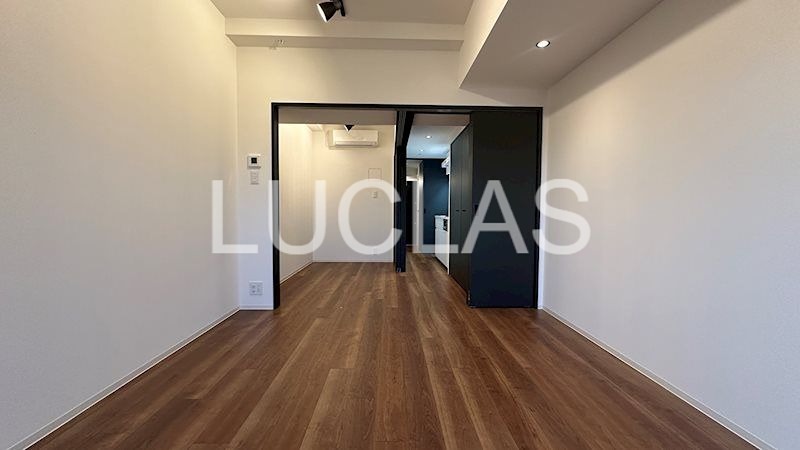 ＺＯＯＭ新宿御苑前 リビング