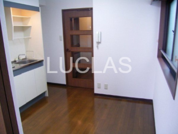 フェニックス明大前 リビング