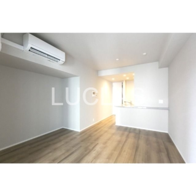 ＬＩＢＲ ＧＲＡＮＴ 西新宿 WEST リビング