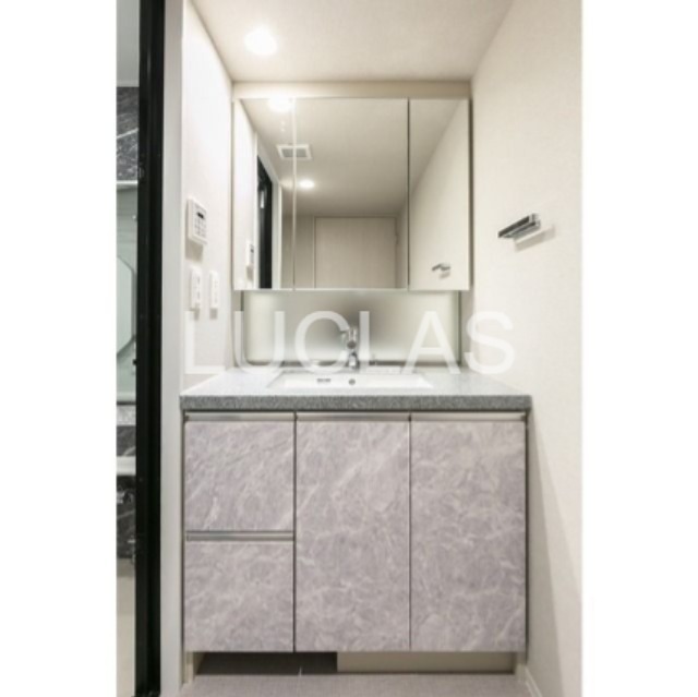 ＬＩＢＲ ＧＲＡＮＴ 西新宿 WEST その他1