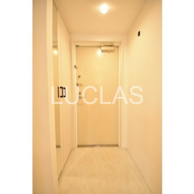 グローリオシェルト池袋Ⅴ 玄関