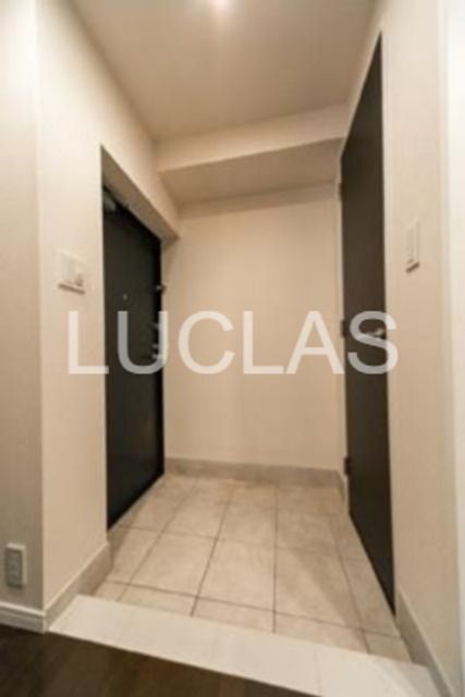 PRIME URBAN 東中野　COURT 玄関