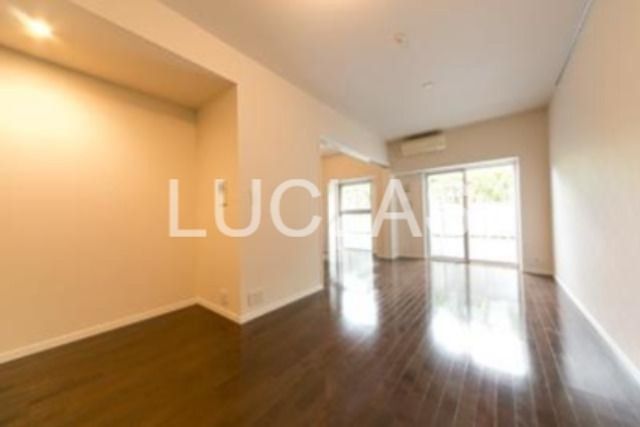 PRIME URBAN 東中野　COURT リビング