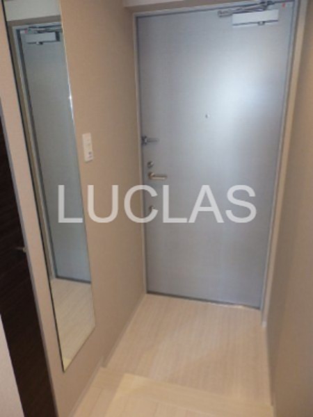 ＺＯＯＭ東新宿 玄関