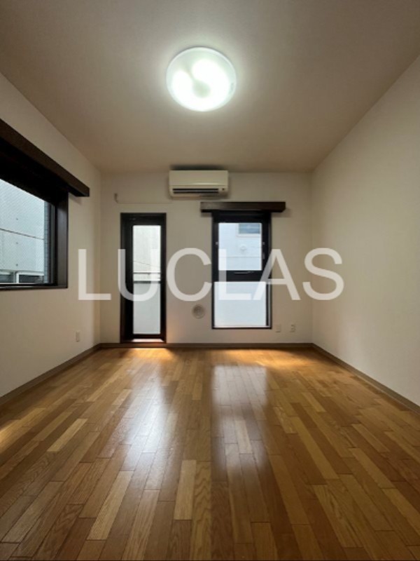 フェニックス代々木上原 リビング