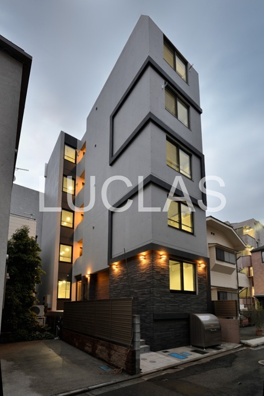 Ｎｉｓｈｉ－Ｎｉｐｐｏｒｉ　Ｔｅｒｒａｃｅ 101号室 外観