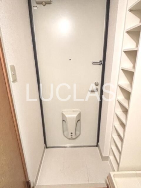 F.S.C.新宿マンション 玄関