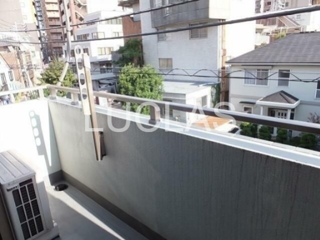 クオーレ西新宿 ベランダ
