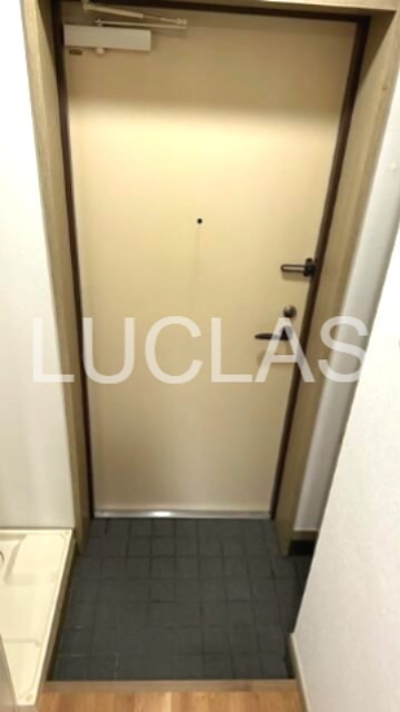 スカイパレス若宮 玄関