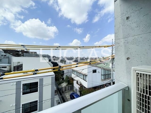 ラフィス中野 ベランダ