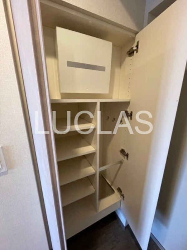 ラグゼナ町屋 玄関